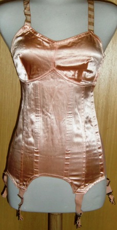 xxM253M Pink Corselette Frøja